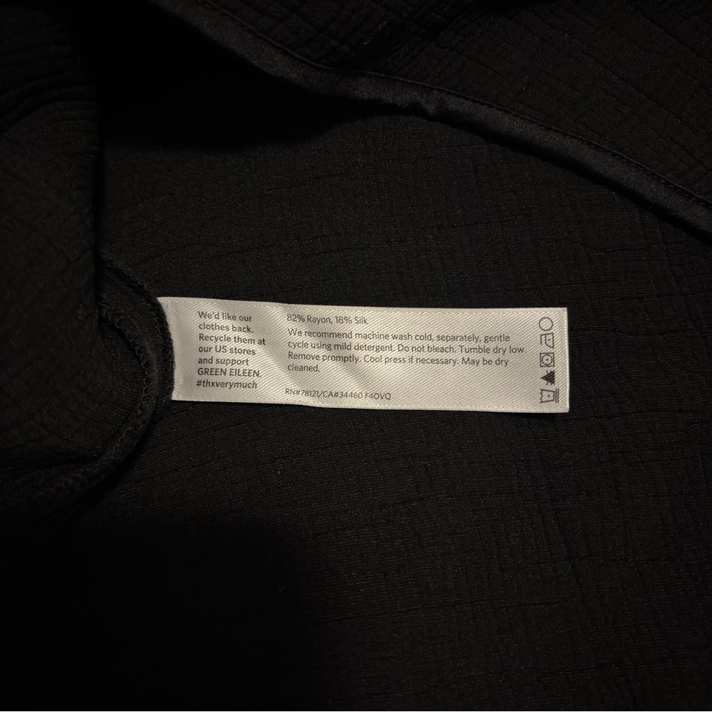Eileen Fisher Black Crop Top - Picture 7 of 7